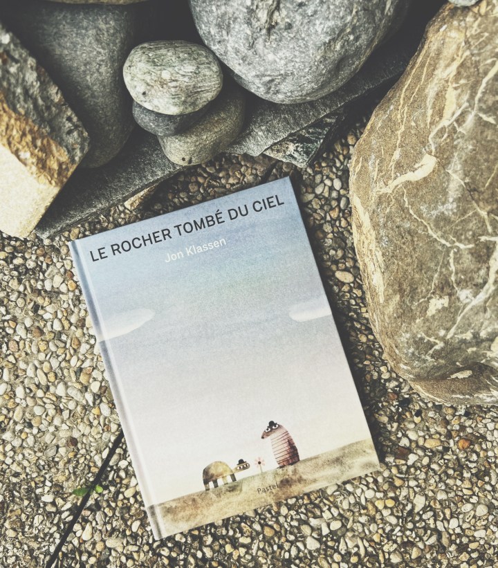 Le rocher tombé du&nbsp;ciel